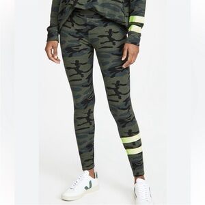 SUNDRY Striped Green Camo Yoga Pants w/ Lime Green Stripe 2